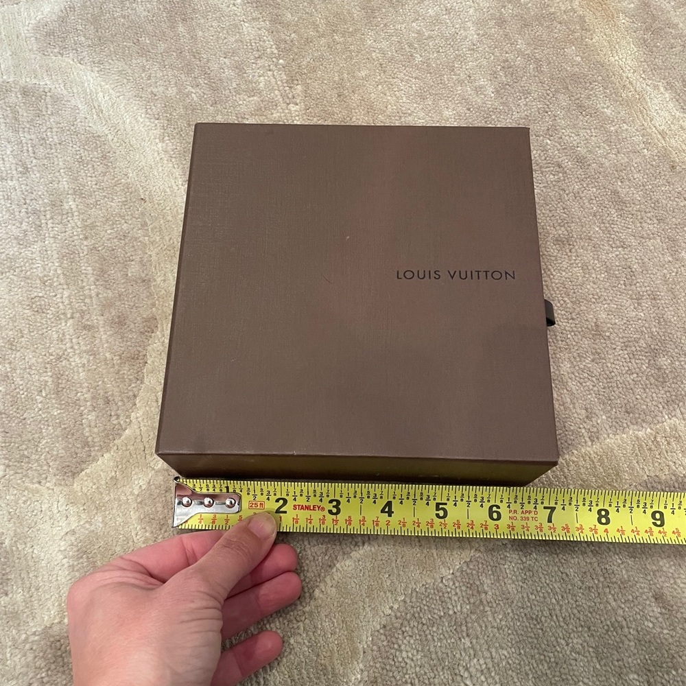 Louis Vuitton Box - Picture 9 of 10